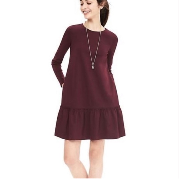 BANANA REPUBLIC Long Sleeve Drop Waist Ponte Dress Pockets Burgundy Maroon Sz 6P - Picture 1 of 8